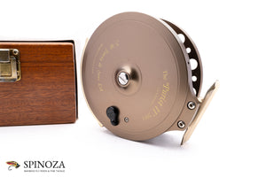 JW Young Purist II 2051 Centerpin Reel 4 1/2”