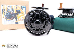 Charlton Mako 9500 Fly Reel with Two Spare Spools