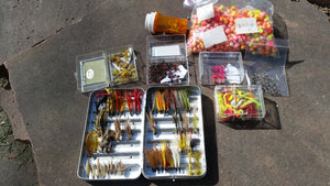 Perrine #97 Fly box plus assorted flies