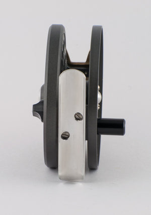 Orvis CFO 123 Fly Reel with box