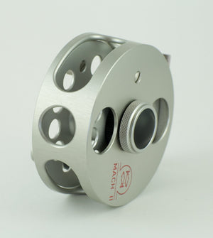 Ari 't Hart Mach II silver fly reel - mint