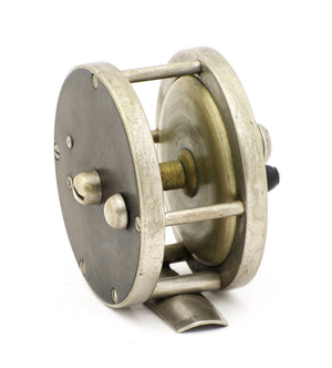 Pflueger Hawkeye Fly Reel - 60 Yd