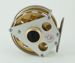 Ari 't Hart Triangle II Gold/Silver fly reel - mint