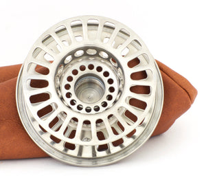 VR Design Salmo Trutta Perfection MKII 8/10 Fly Reel w/ Spare Spool