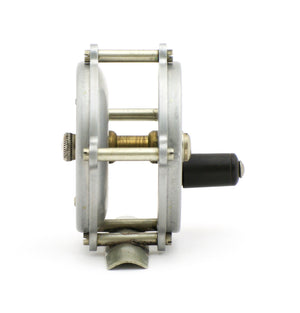 Leonard Mills Model 44A Raised Pillar Fly Reel