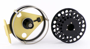 Ari 't Hart F3 Lake Taupo fly reel and two spare spools