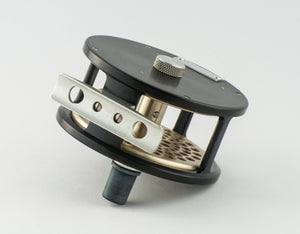 Bogdan Steelhead Fly Reel - Black/Gold LHW