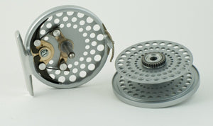 Orvis Anniversary CFO III fly reel and spare spool