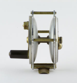 Julius Vom Hofe / H.L. Leonard -- 3" Raised Pillar Fly Reel