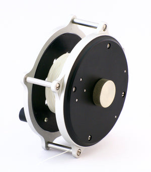 Leonard, H.L. - "Volstro" Raised Pillar Fly Reel