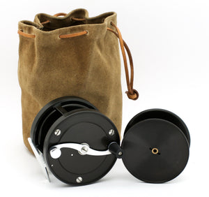 Bogdan Model 400 Fly Reel and Spare Spool - RHW All-Black