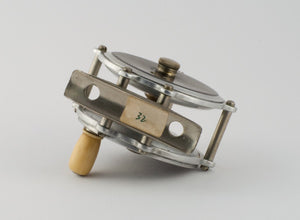 Julius Vom Hofe Leonard Mills Model 44 Raised Pillar Fly Reel