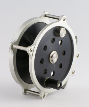 H.L Leonard "Volstro" Raised Pillar Fly Reel