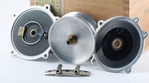 Julius Vom Hofe -- Leonard Mills Model 44 Raised Pillar Fly Reel