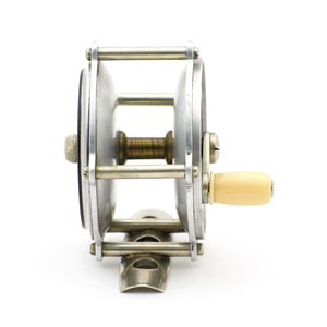 Leonard Mills Model 44B Raised Pillar Fly Reel