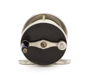 4 Brothers / Pflueger Delite 40 yd. Fly Reel