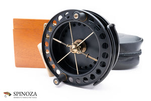 JW Young Purist II Centerpin Reel