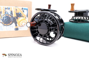 Charlton Mako 9500 Fly Reel with Two Spare Spools