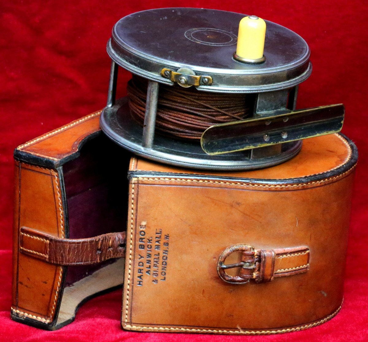 Hardy Perfect 4 1/2" Wide Drum 1912 Check Fly Reel