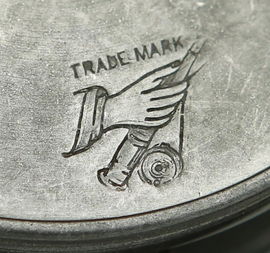 Hardy Perfect 3 3/8" fly reel - rod in hand logo