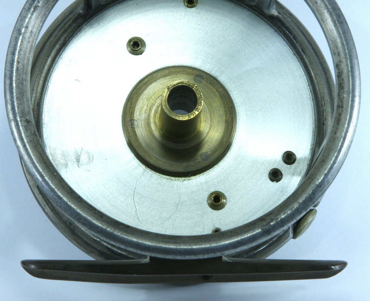 Hardy Perfect 4 1/4" fly reel - mid 1920s 