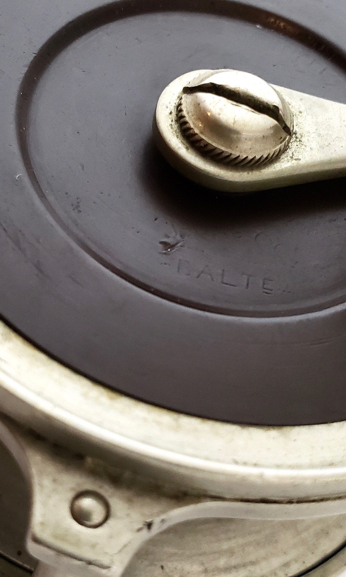 Julius Vom Hofe Raised Square Pillar Fly Reel (Size 2)