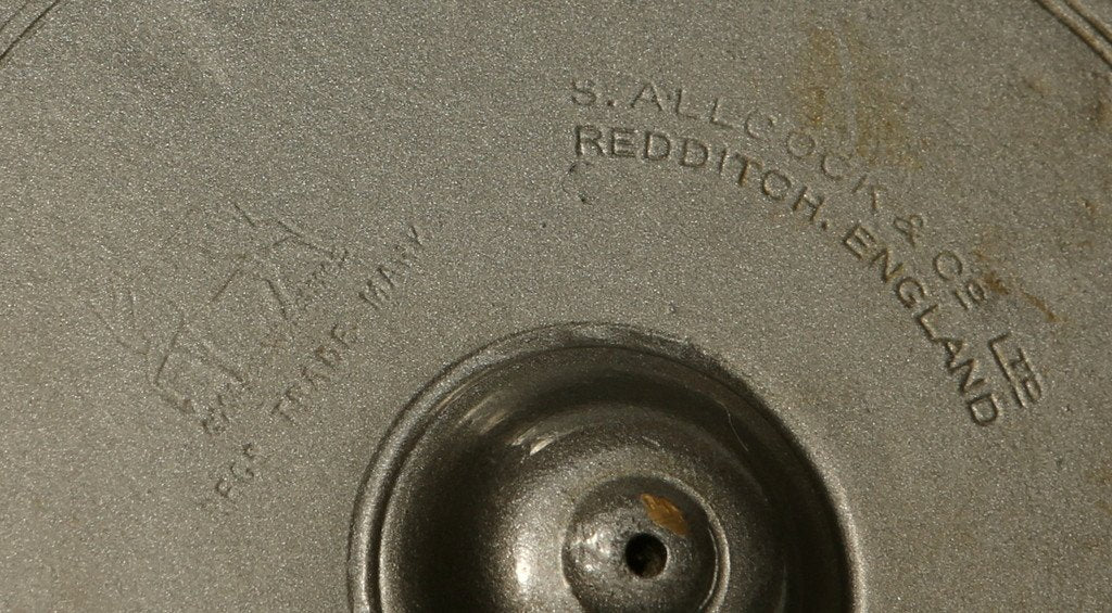 JW Young 3 1/2" red agate fly reel 