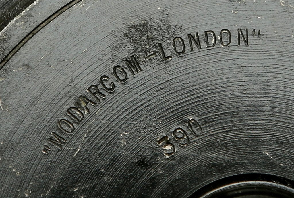 JW Young 3 1/8" Pattern 14A red agate fly reel 