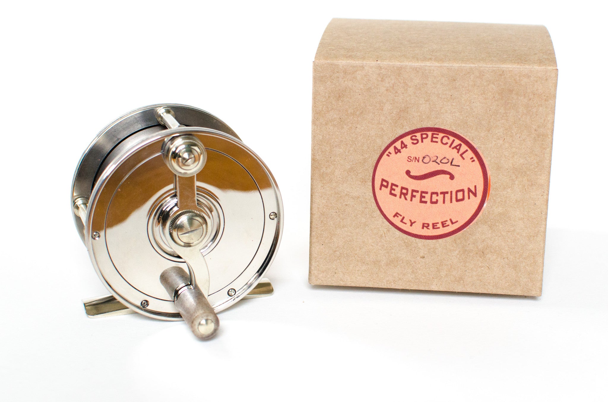 compact 44-a fishing reel "44 Special" Perfection Fly this button will automatically engage the clutch as soon as you remove your thumb from the thumb bar COMPAC#44 Bait Reel Metal |