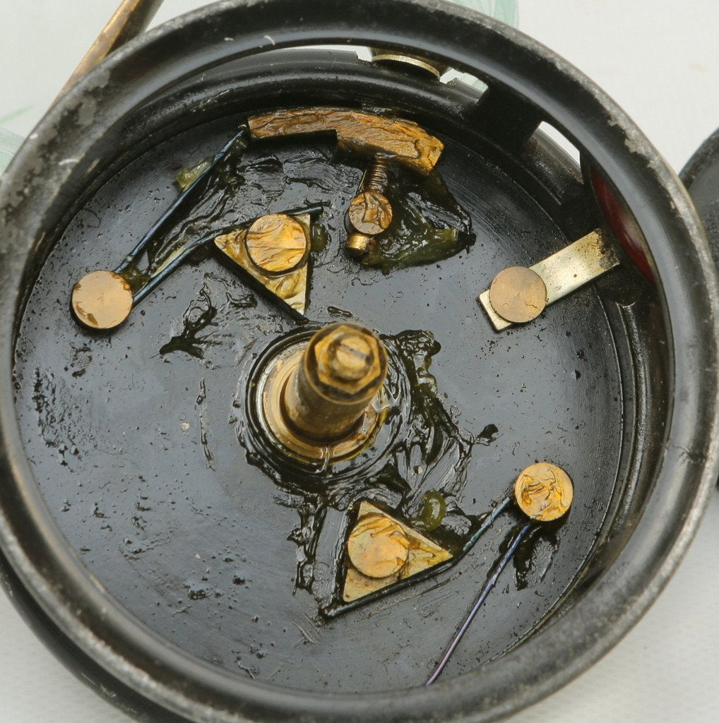 JW Young 3 1/8" Pattern 14A red agate fly reel 