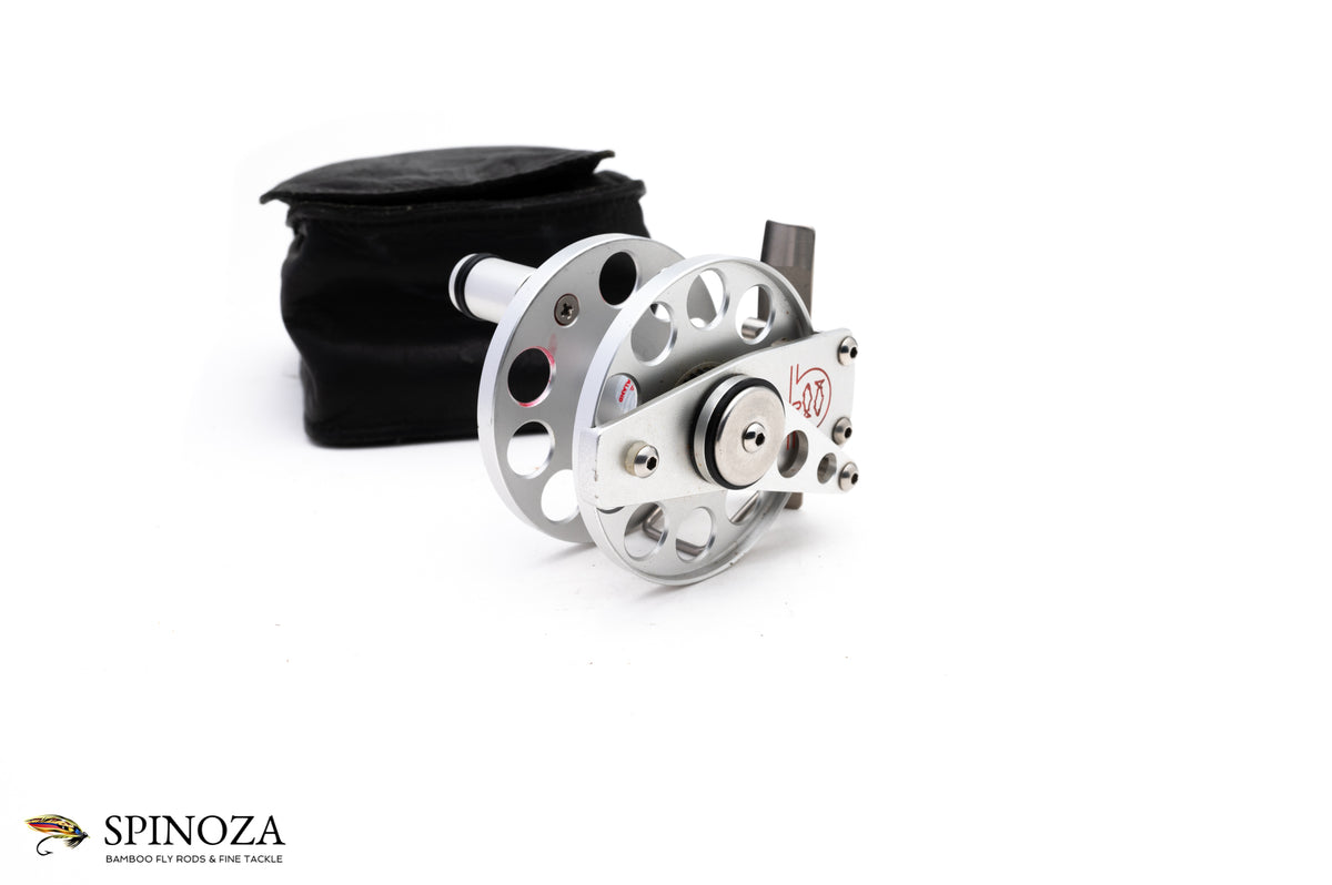 Ari Hart Mach 0 Fly Reel