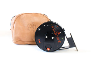 Ari t' Hart Rainbow Fly Reel