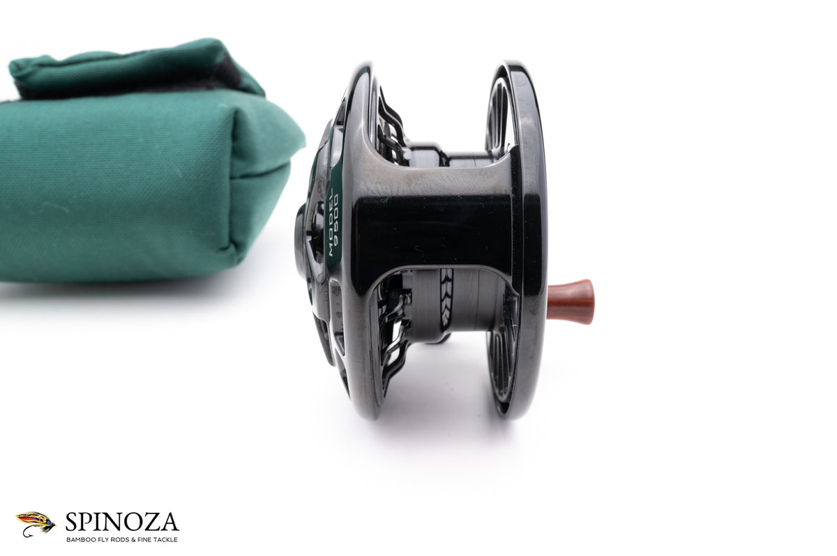 Charlton Mako 9500 Reel w/ 8/10 Spool