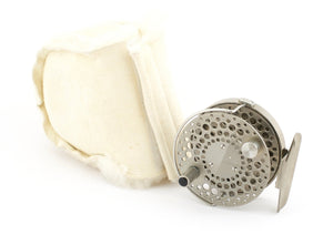 LH Design Series AA Classic #5 Titanium Fly Reel