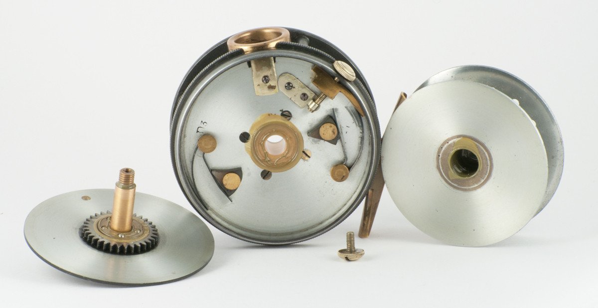 Dingley Perfect 3 1/2" LHW fly reel w/ Westley Richards London Stamp! 