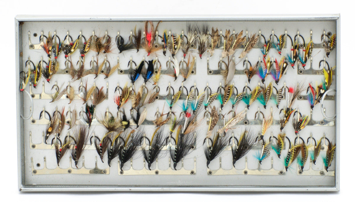 Salmon Fly Reservoir w/ Over 300 Flies 