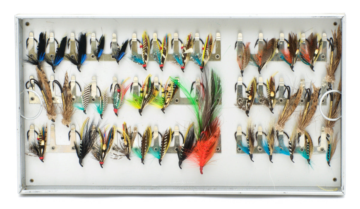 Salmon Fly Reservoir w/ Over 300 Flies 