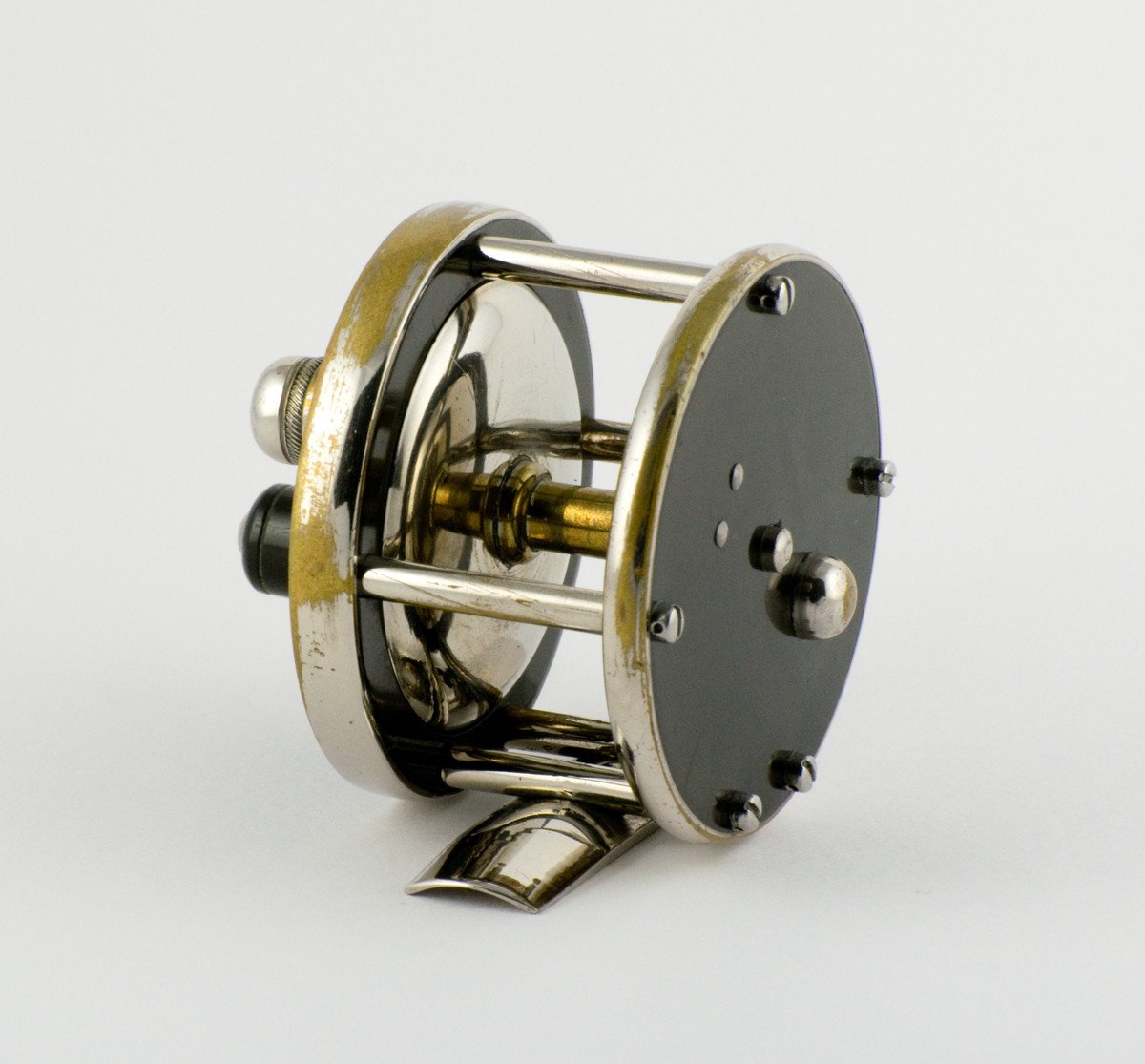 Julius Vom Hofe Wm Mills Size 3 1/2 Fly Reel