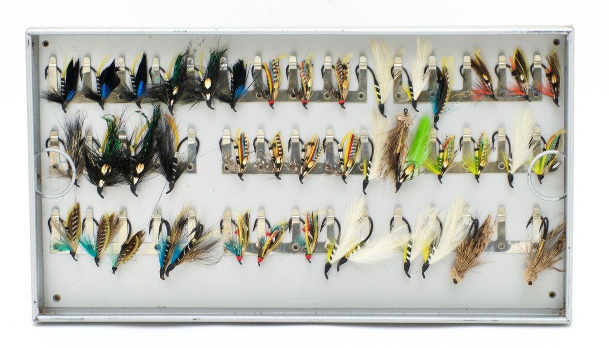 Salmon Fly Reservoir w/ Over 300 Flies 