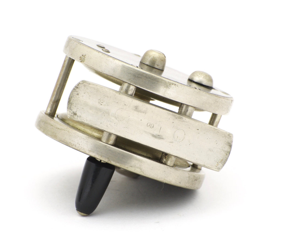 Pflueger Hawkeye Fly Reel - 60 Yd