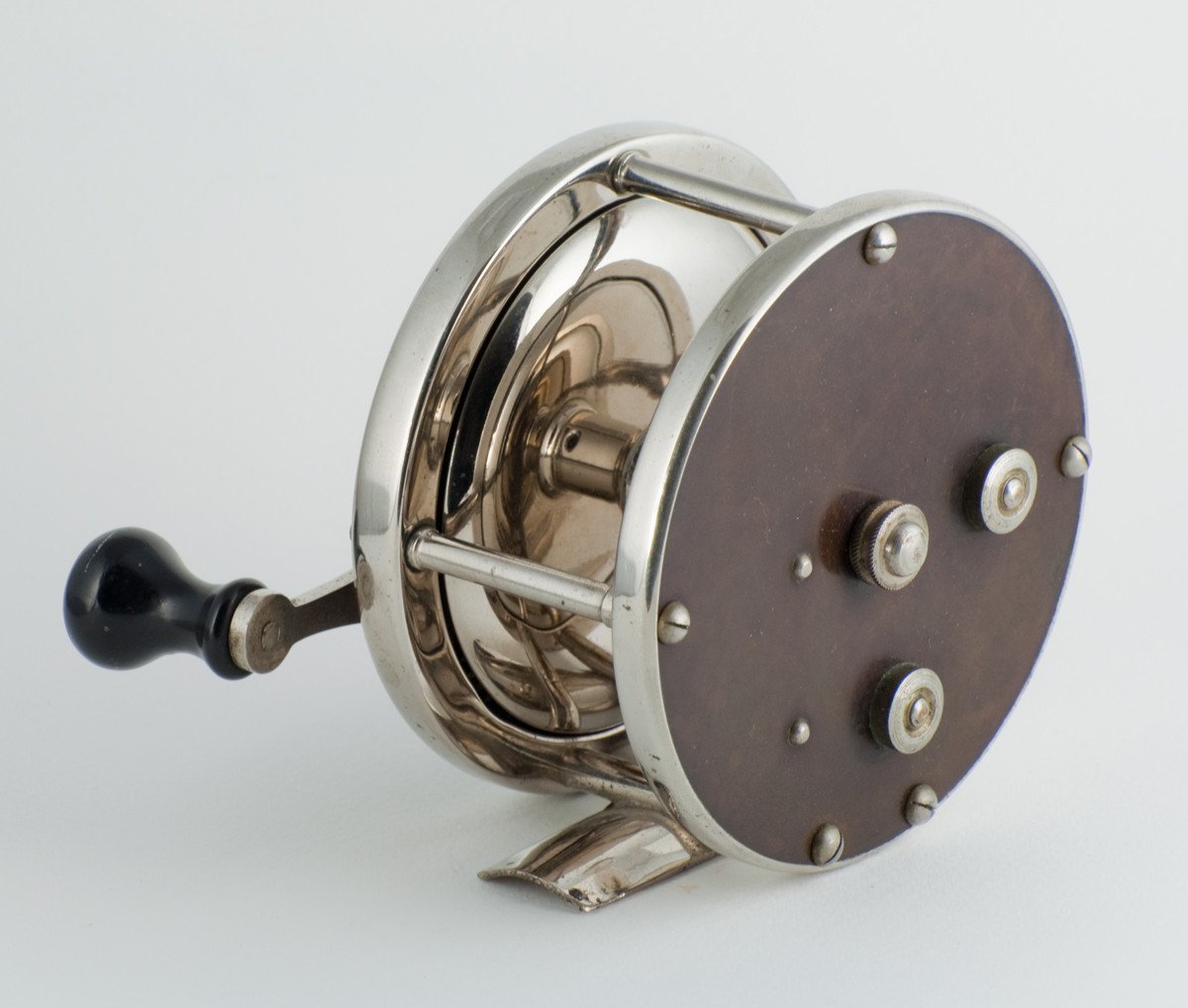 Hendryx baitcasting reel