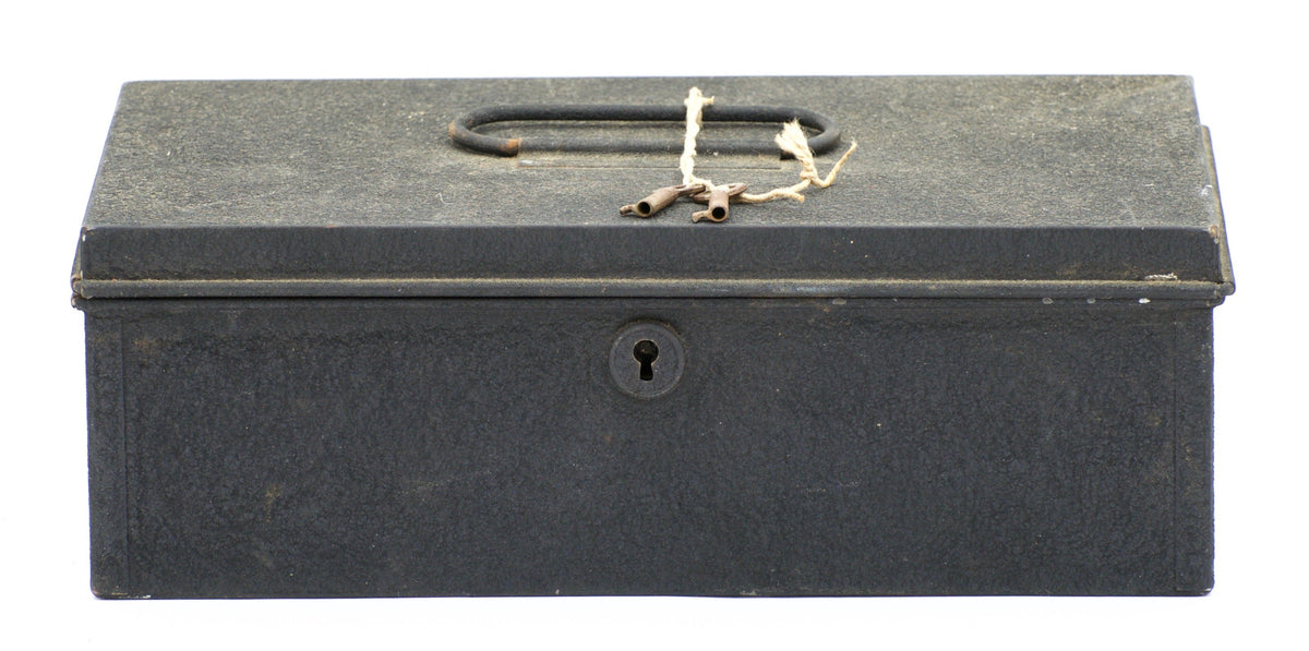 Salmon Fly Reservoir w/ Over 300 Flies 