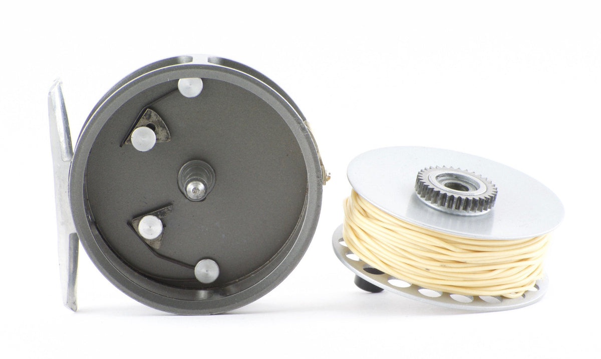 Hardy Flyweight Fly Reel