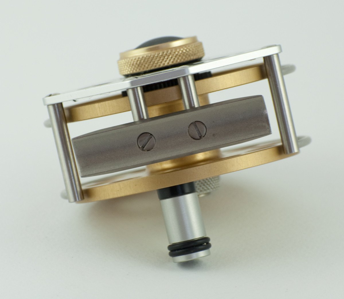 Ari 't Hart Triangle II Gold/Silver fly reel - mint