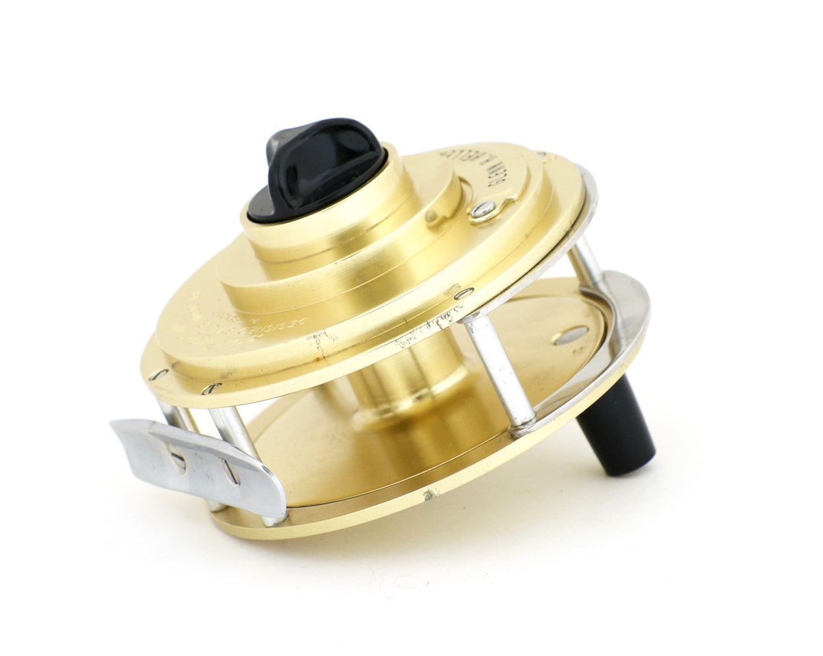 Fin-Nor Wedding Cake #2 Fly Reel