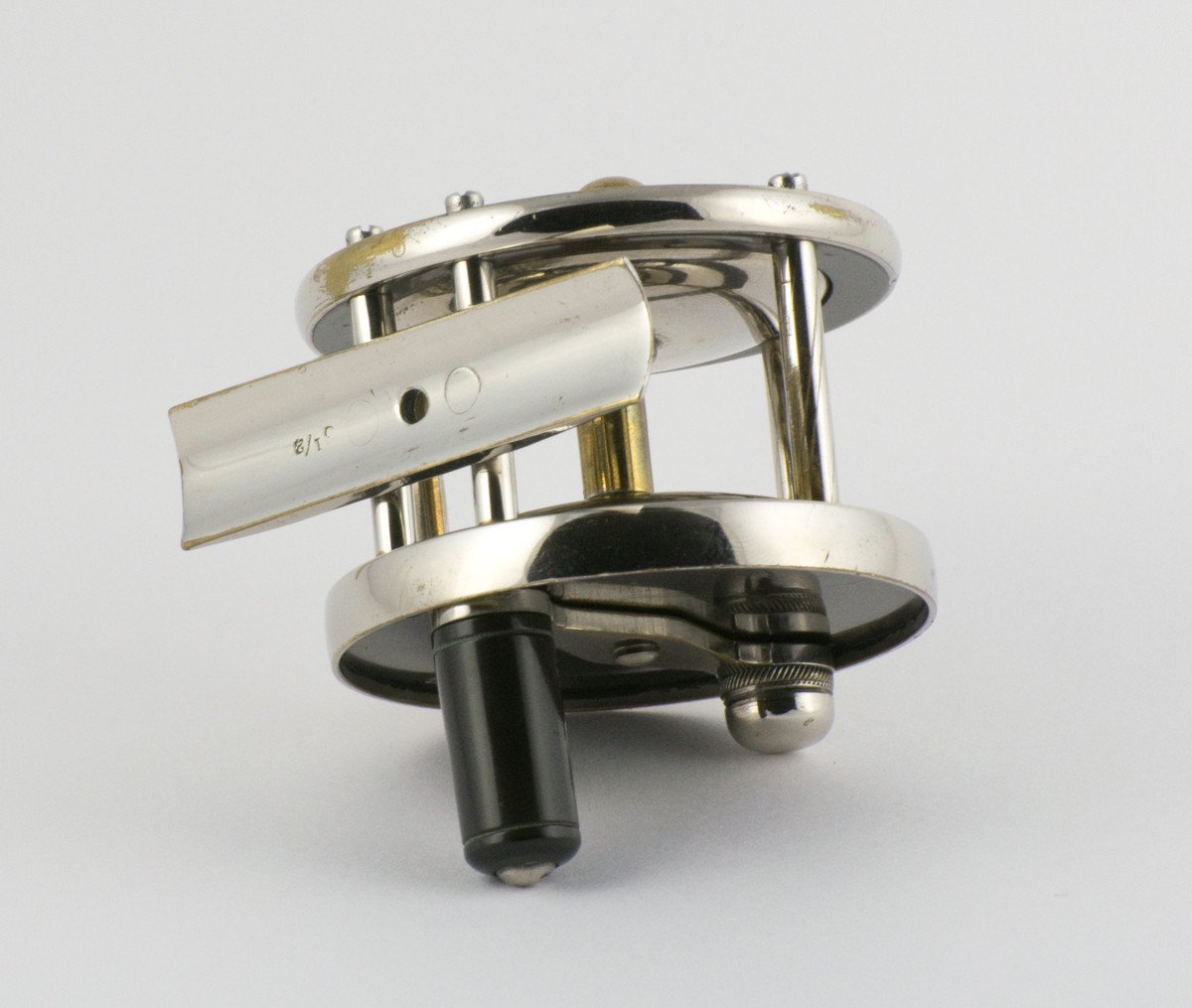 Julius Vom Hofe Wm Mills Size 3 1/2 Fly Reel