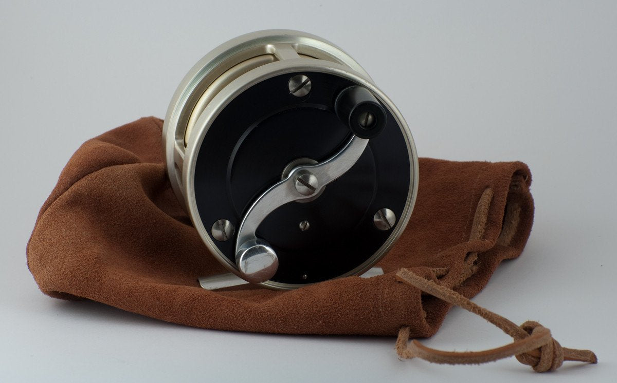 Bogdan Model 0 Fly Reel RHW - Excellent Condition