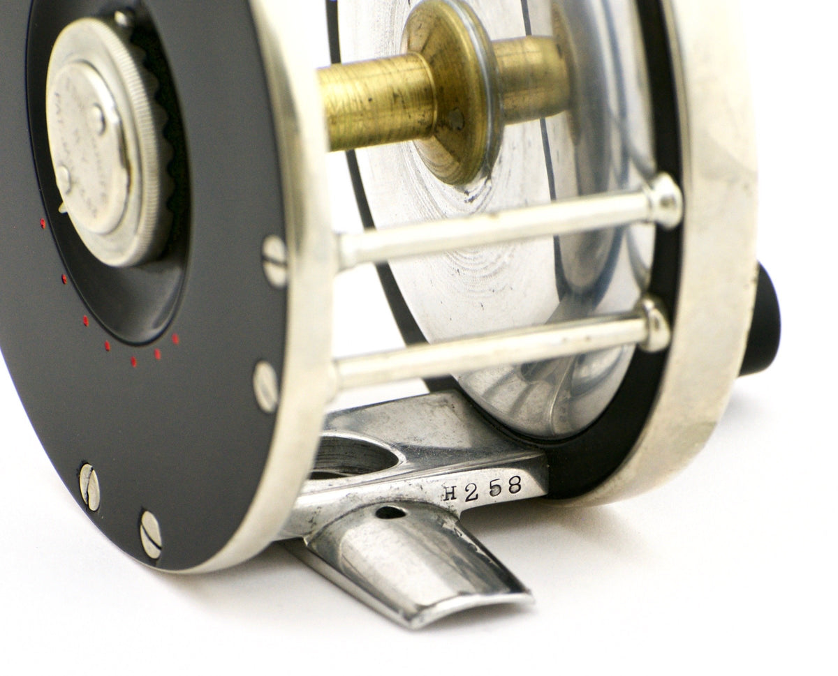Edward Vom Hofe Model 423 Restigouche 4/0 Fly Reel