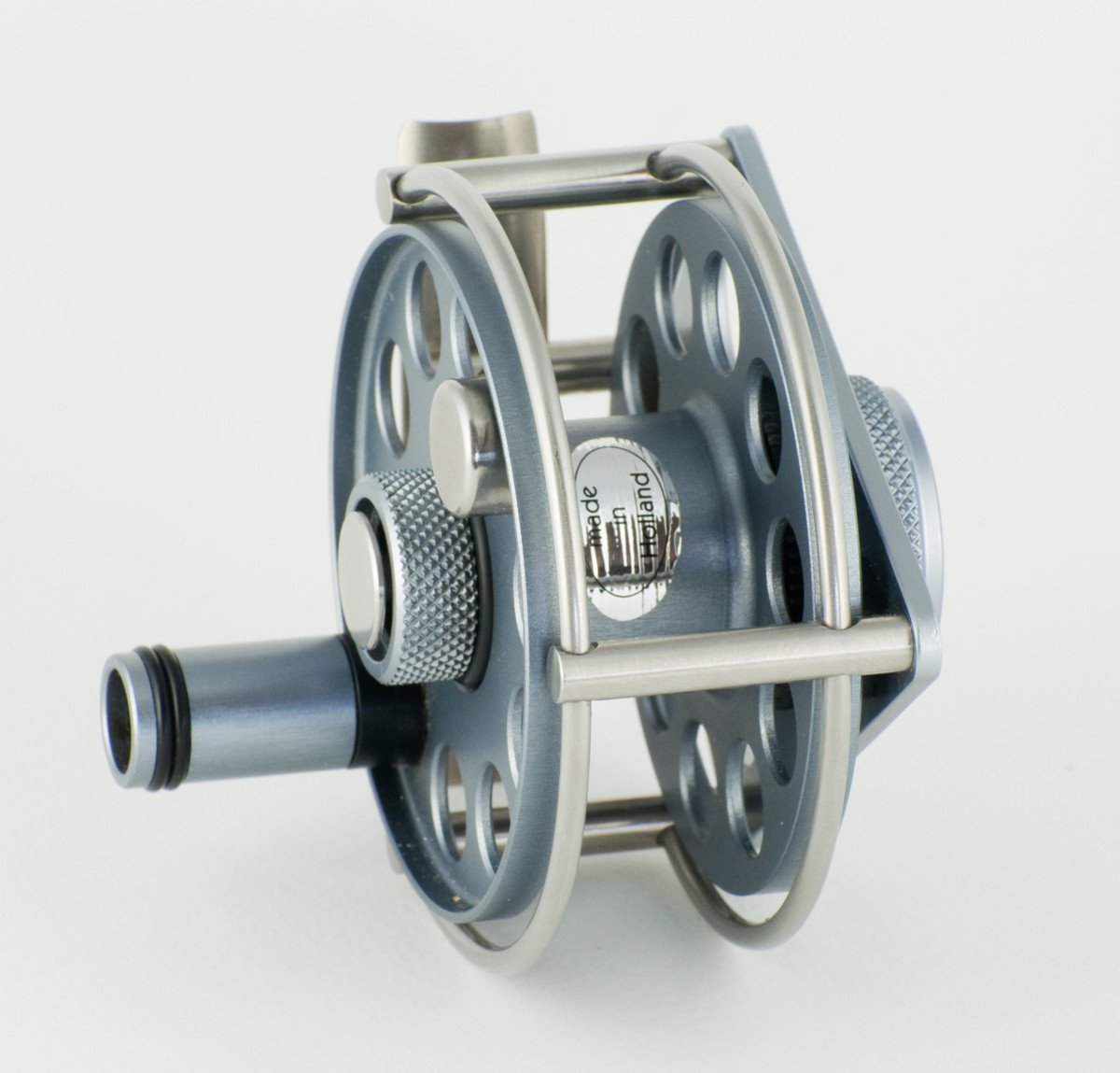 Ari 't Hart Triangle I Titanium fly reel - mint