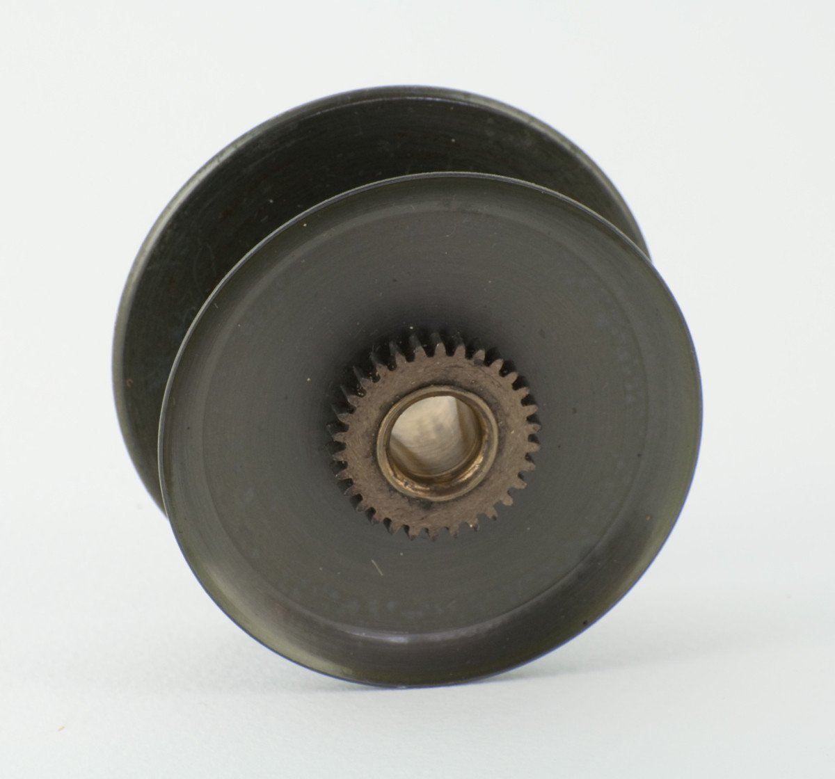 JW Young 2 1/2" Pattern 1 red agate fly reel 